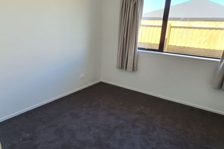 Photo of property in 37 Reuben Avenue, Rolleston, 7615