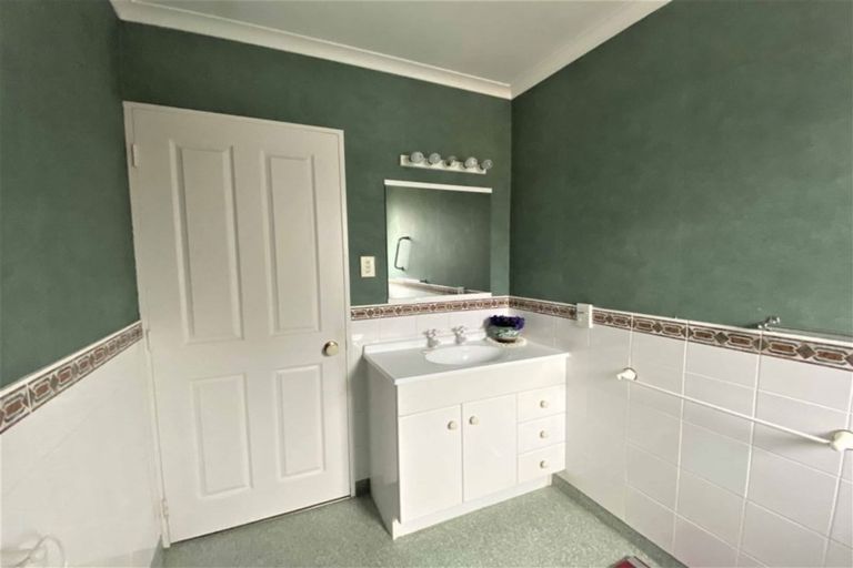 Photo of property in 106 Windsor Street, Windsor, Invercargill, 9810