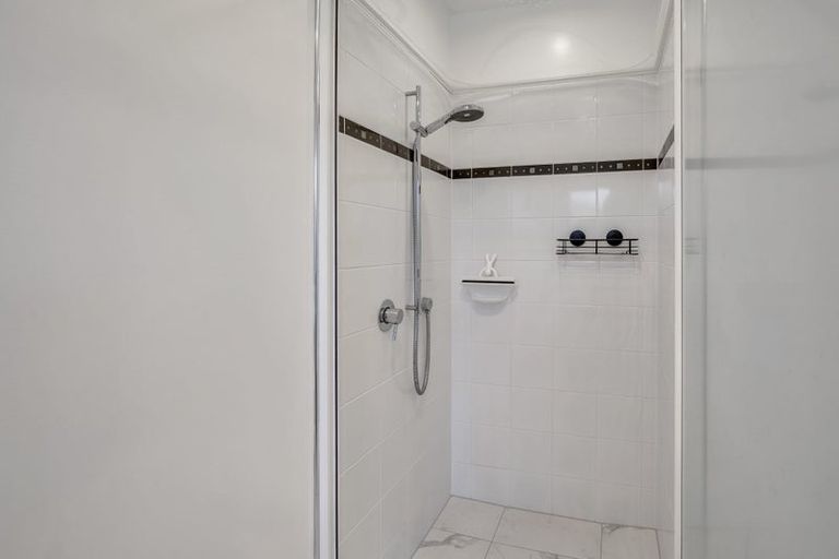 Photo of property in 2 Parkview Lane, Prebbleton, 7604