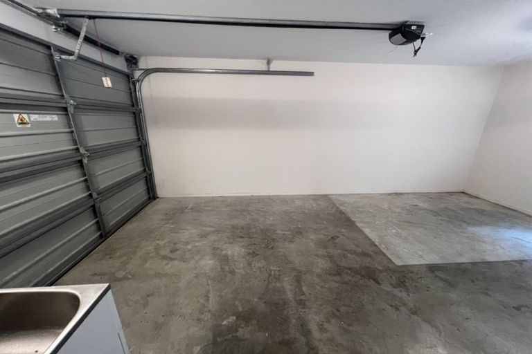 Photo of property in 70 Browns Road, Manurewa, Auckland, 2102