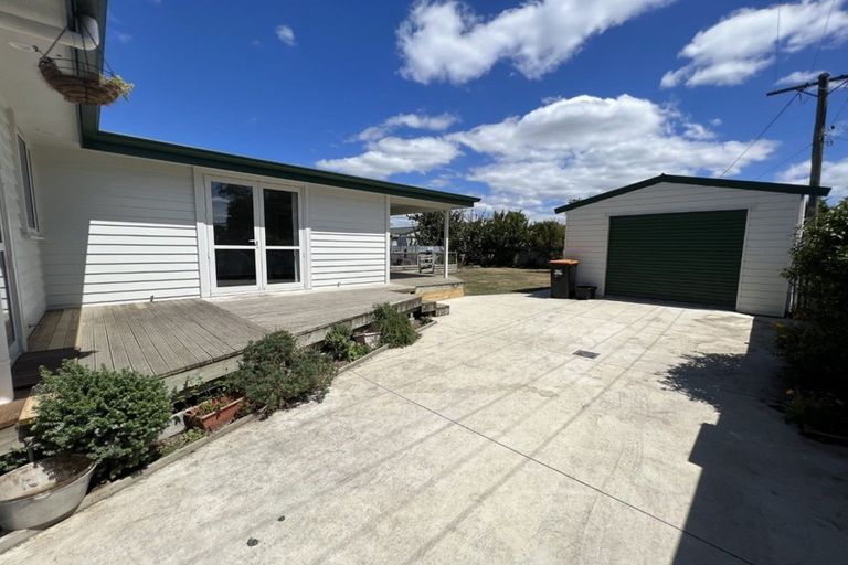 Photo of property in 96 Wood Street, Takaro, Palmerston North, 4410