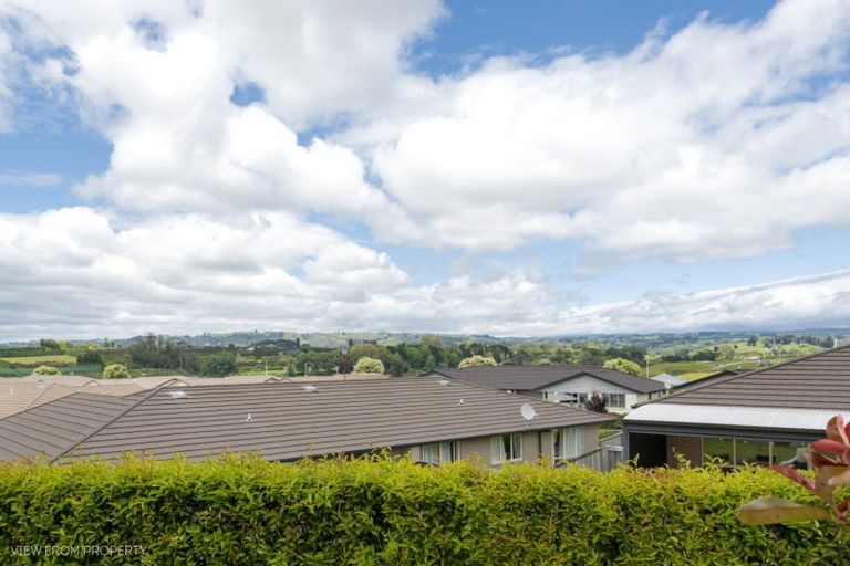 Photo of property in Waterview Estate, 69/4 Greystone Place, Omokoroa, 3114