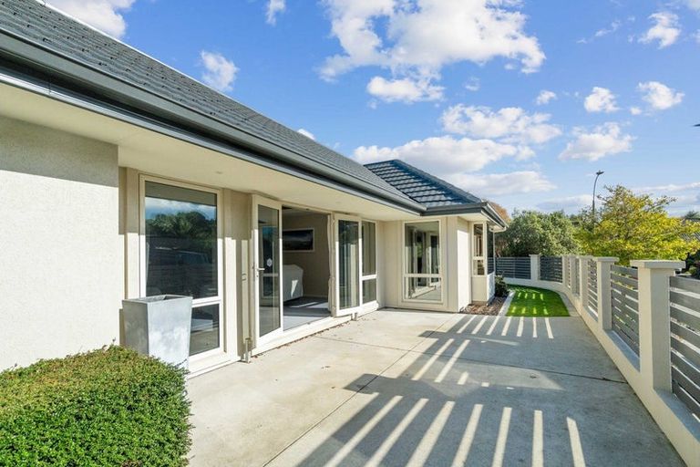 Photo of property in 4 Croftfield Place, Westmorland, Christchurch, 8025