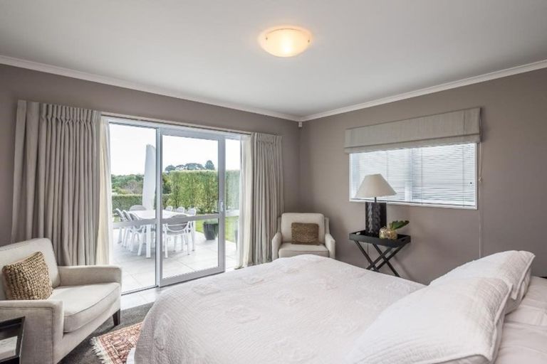 Photo of property in 2 Bluewater Place, Paraparaumu, 5032