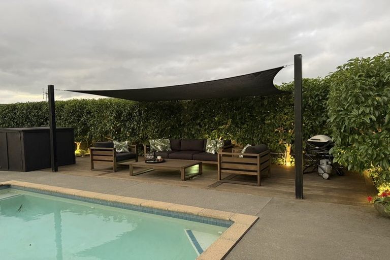 Photo of property in 15 Top Road, Pukekohe, 2120