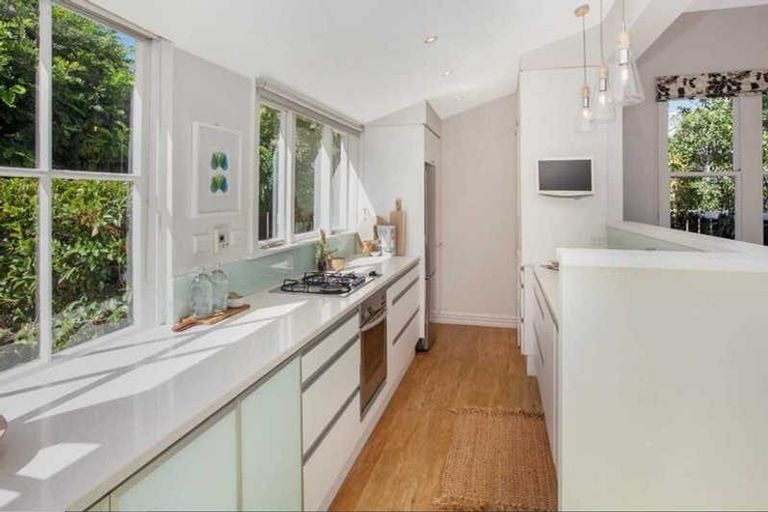 Photo of property in 52a Onslow Street, St Albans, Christchurch, 8014