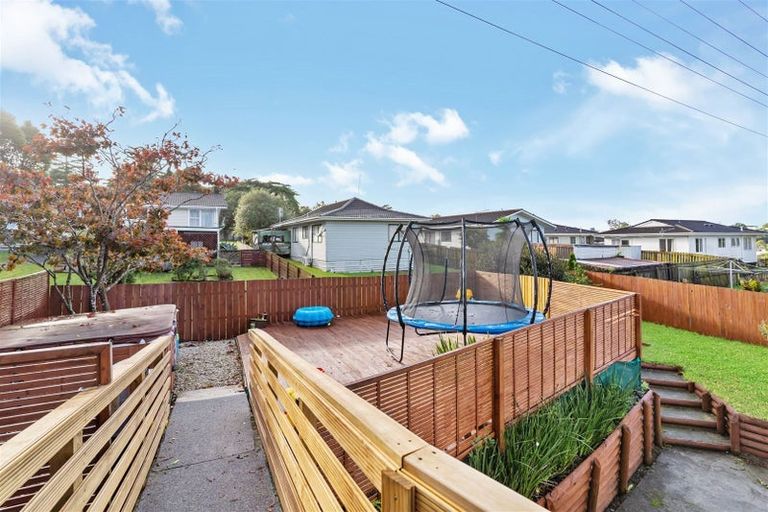 Photo of property in 96 Athena Drive, Totara Vale, Auckland, 0629