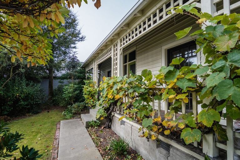 Photo of property in 26 Grasmere Street, Waimataitai, Timaru, 7910