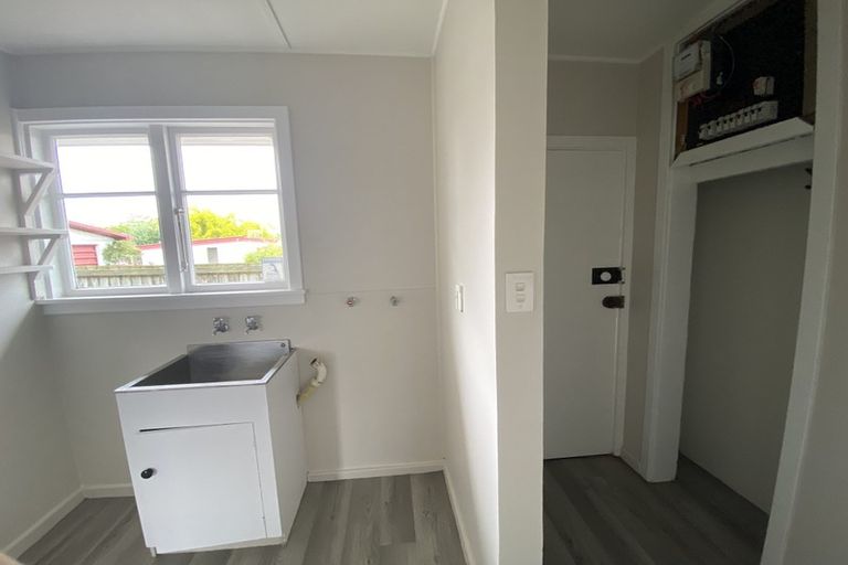 Photo of property in 21 Griffiths Avenue, Linwood, Christchurch, 8062