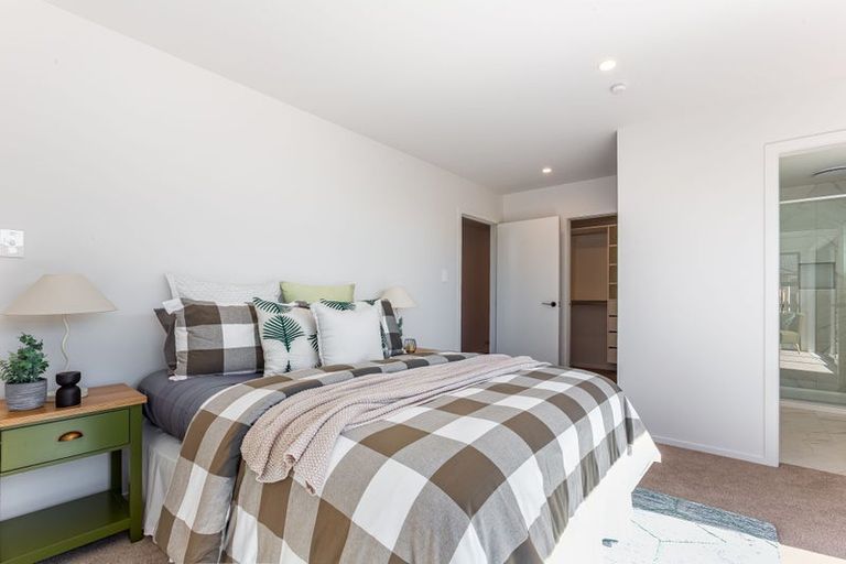 Photo of property in 26 Te Hoiere Street, Aotea, Porirua, 5024