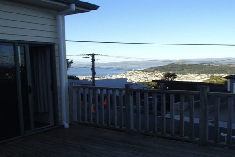 Photo of property in 52 Mitchell Street, Brooklyn, Wellington, 6021