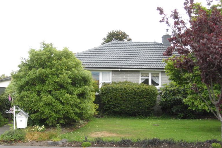 Photo of property in 9 Charlcott Street, Burnside, Christchurch, 8053