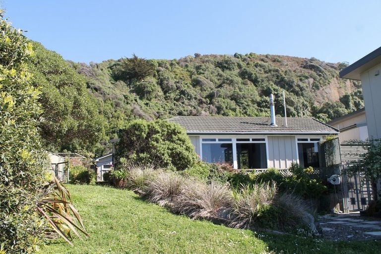 Photo of property in 25 Moody Street, Gore Bay, Cheviot, 7383