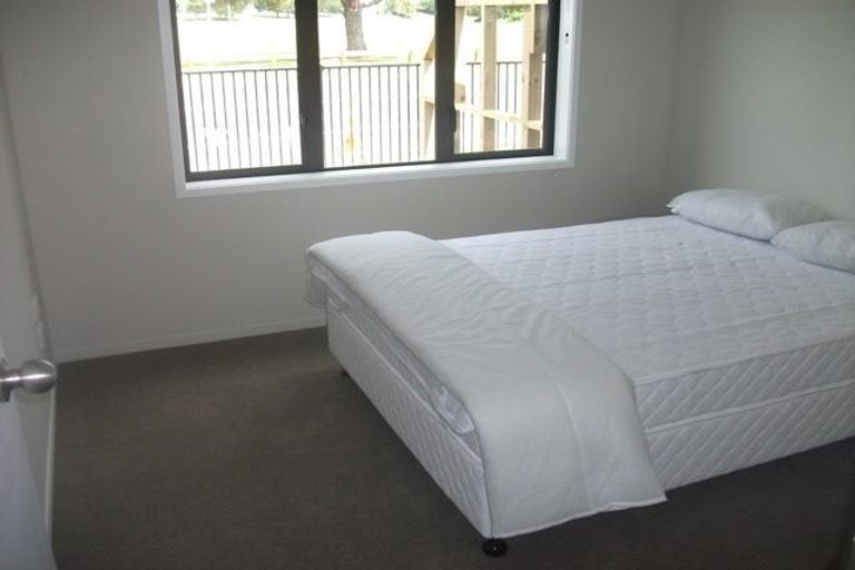 Photo of property in 4/240 Old Farm Road, Hillcrest, Hamilton, 3216