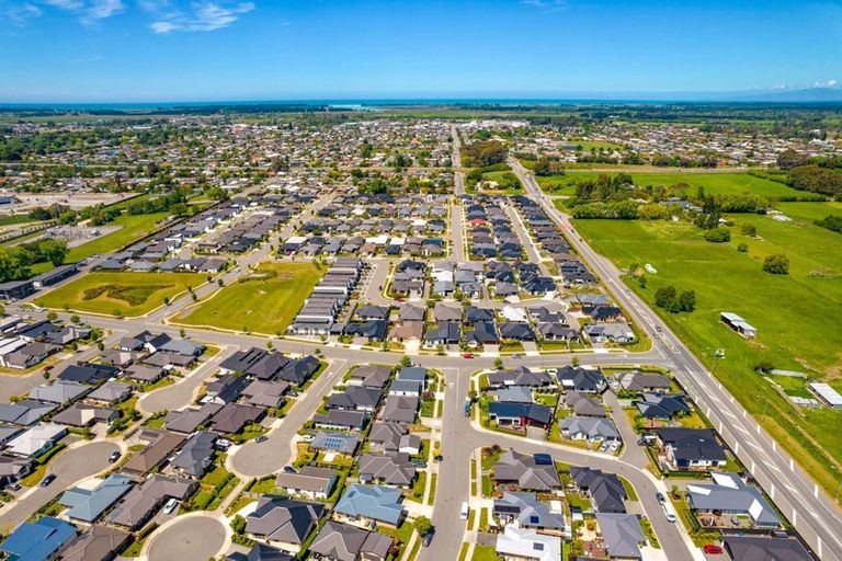 Photo of property in 12 Silverstream Boulevard, Kaiapoi, 7630