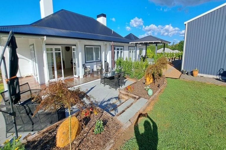 Photo of property in 9 Lone Gum Lane, Kerikeri, 0230