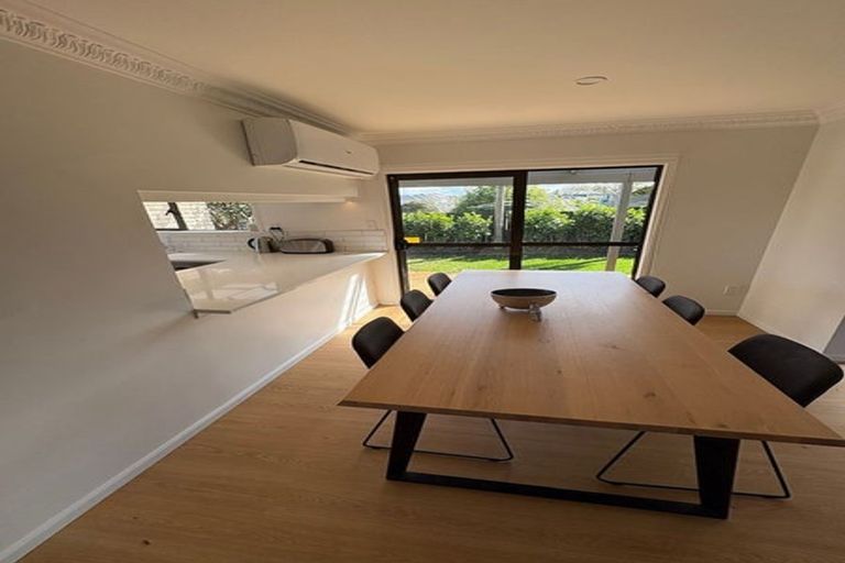 Photo of property in 2/39 Stanley Avenue, Milford, Auckland, 0620