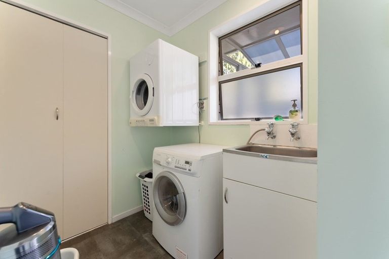 Photo of property in 19 Mudgway Place, Awapuni, Palmerston North, 4412