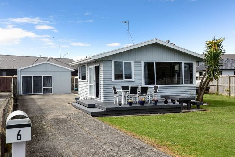 Photo of property in 6 Lugton Street, Nawton, Hamilton, 3200