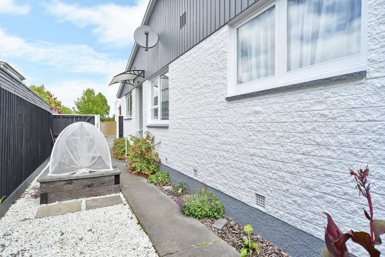 Photo of property in 23a Tomes Road, St Albans, Christchurch, 8052