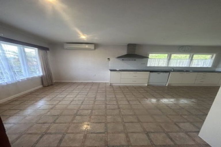 Photo of property in 6 Russell Crescent, Western Heights, Rotorua, 3015