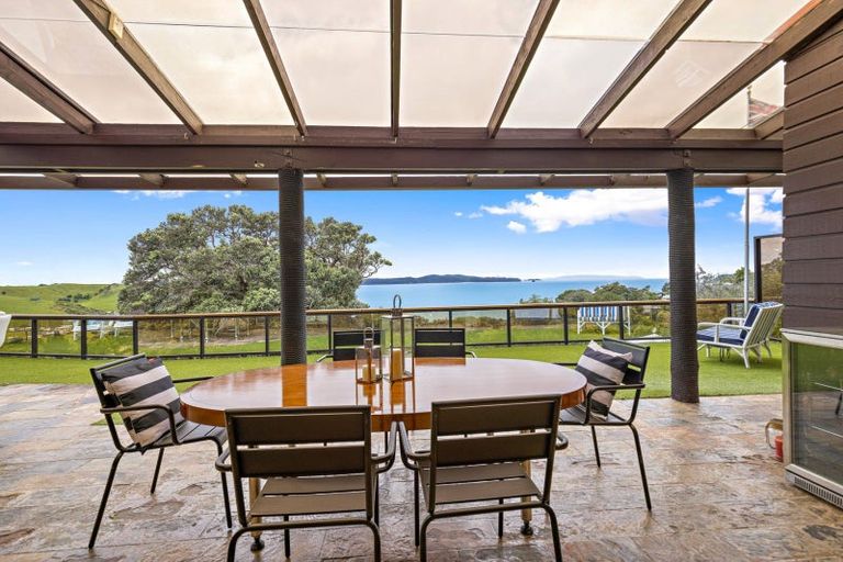 Photo of property in 1 Jackson Crescent, Mahurangi East, Warkworth, 0982