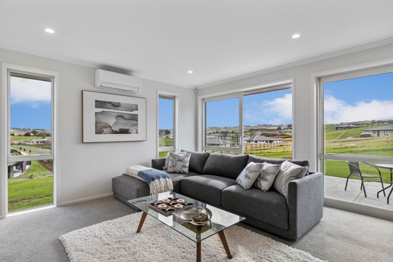 Photo of property in 11 Peet Row, Pokeno, 2471