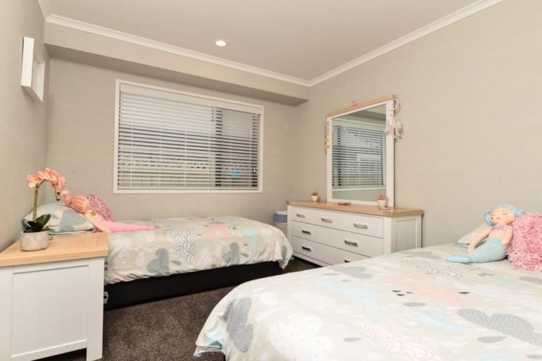 Photo of property in 3 Johnsfield Place, Rototuna, Hamilton, 3210