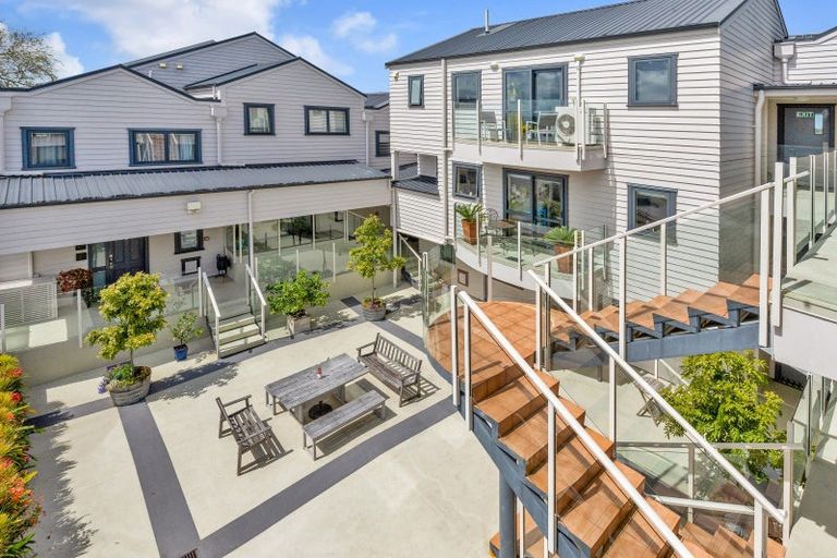 Photo of property in 6/5 Cook Street, Howick, Auckland, 2014