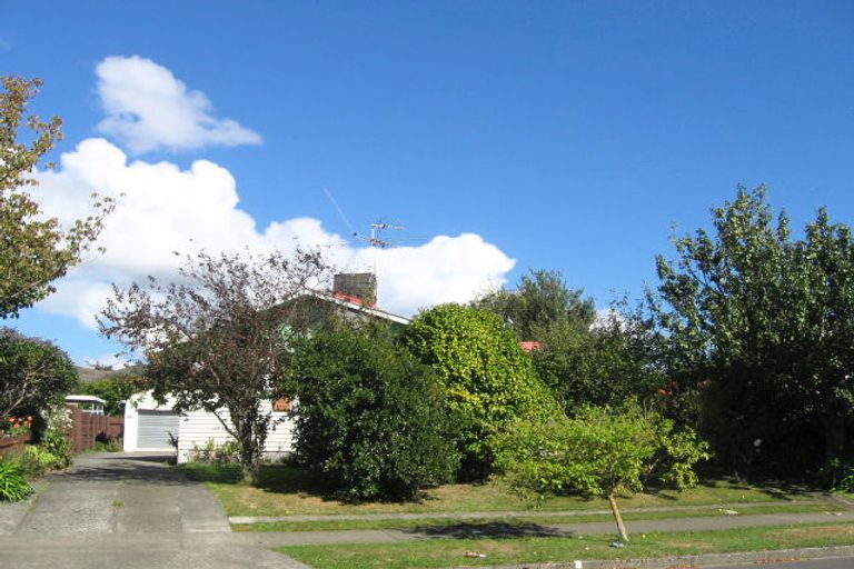 Photo of property in 11 Bonnie Glen Crescent, Ebdentown, Upper Hutt, 5018