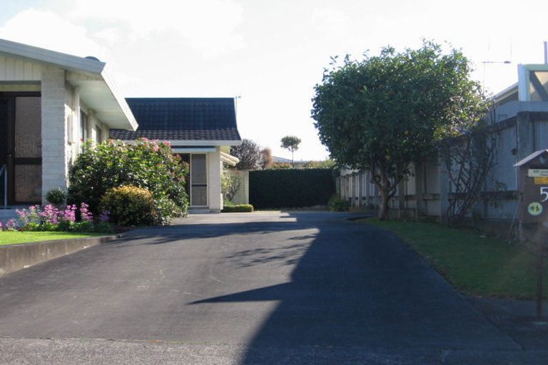 Photo of property in 5b Geraldine Crescent, Cloverlea, Palmerston North, 4412