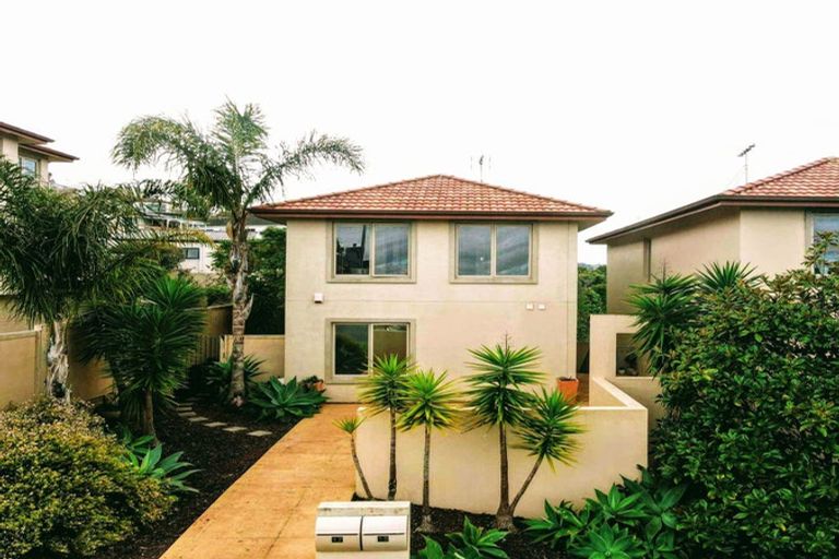 Photo of property in 17 West Hoe Heights, Orewa, 0931