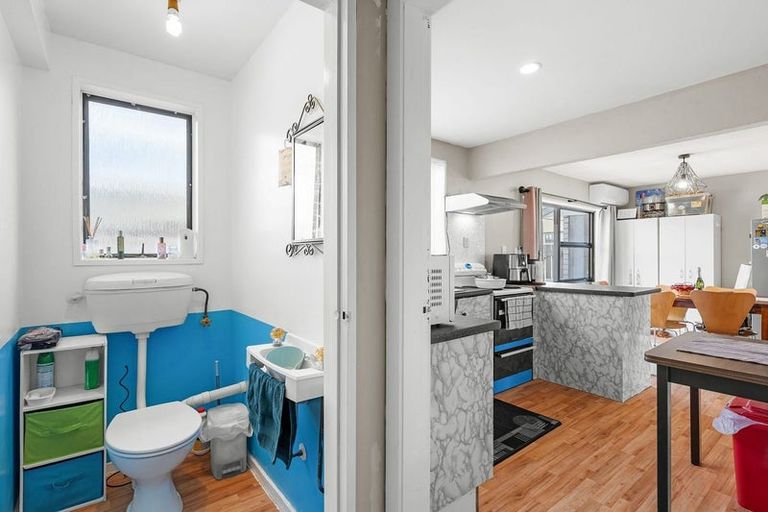 Photo of property in 2/41 Picton Avenue, Riccarton, Christchurch, 8011