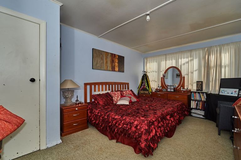 Photo of property in 99 Buick Crescent, Awapuni, Palmerston North, 4412