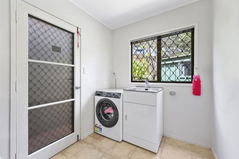 Photo of property in 18 Janome Place, Bucklands Beach, Auckland, 2014
