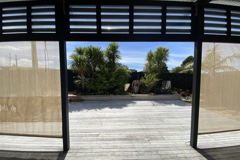 Photo of property in 173 Vipond Road, Stanmore Bay, Whangaparaoa, 0932