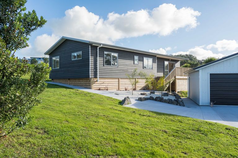 Photo of property in 12 Kahu Drive, Mangawhai, 0505