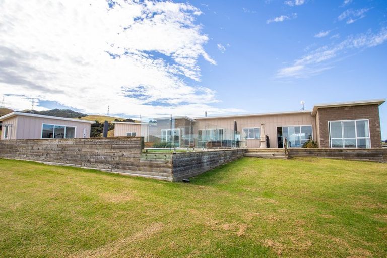 Photo of property in 3354 Kaipara Coast Highway, Glorit, Warkworth, 0984