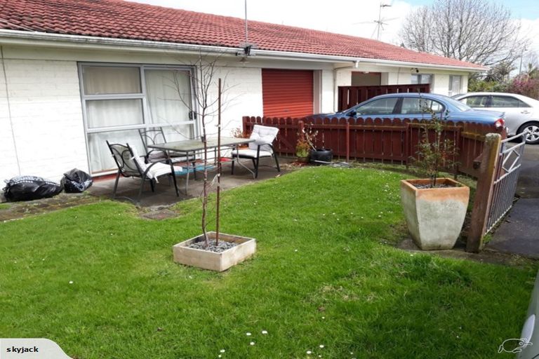 Photo of property in 39b Sikkim Crescent, Clover Park, Auckland, 2019