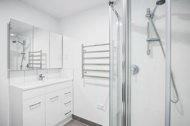 Photo of property in 108/28c Eileen Newey Place, Henderson, Auckland, 0612