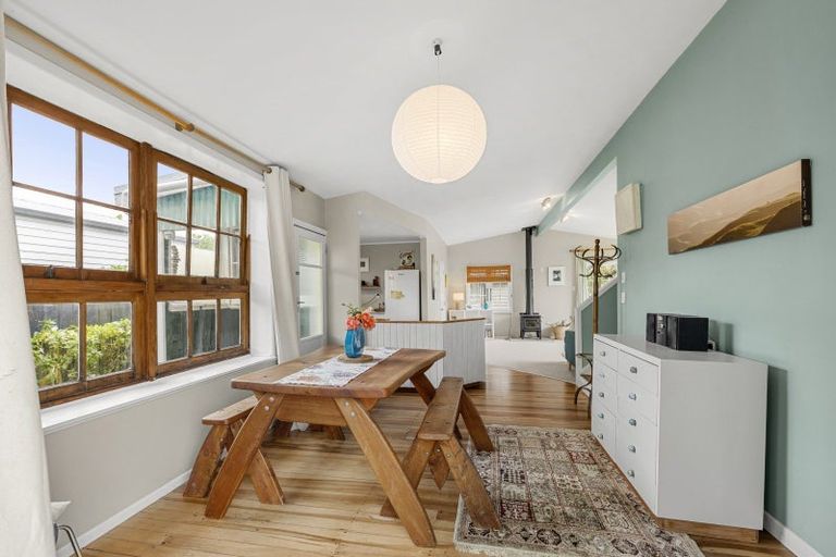 Photo of property in 24 Uenuku Avenue, Raglan, 3225