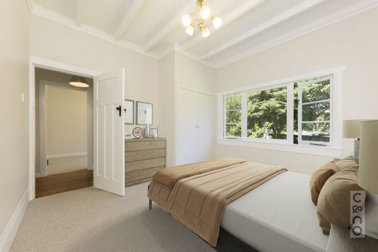 Photo of property in 74 Awaroa Road, Helensville, 0800