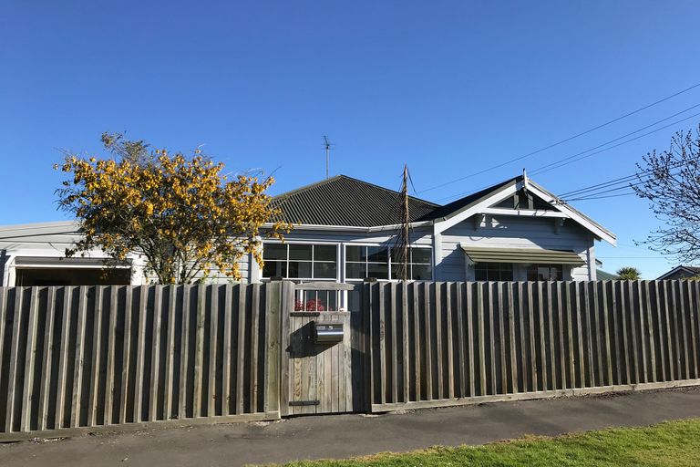 Photo of property in 2 Newport Street, Belleknowes, Dunedin, 9011