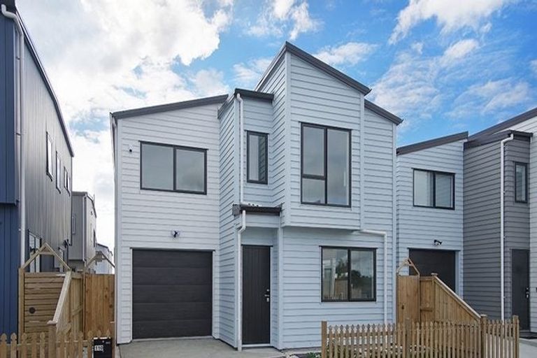 Photo of property in 110 Bellbird Street, Papakura, 2110