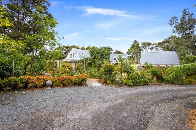 Photo of property in 38 Crows Road, Swanson, Auckland, 0614