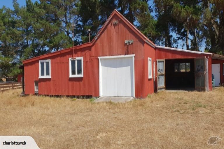 Photo of property in 139 Grays Road, Amberley, 7481