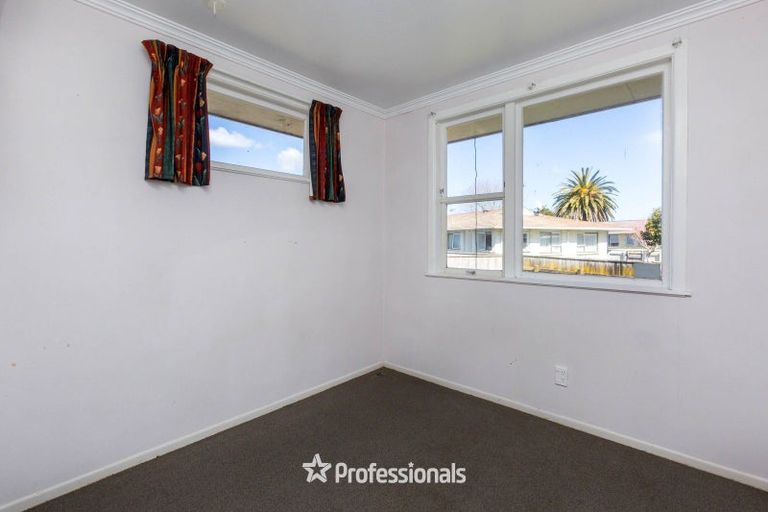 Photo of property in 17a Clouston Park Road, Clouston Park, Upper Hutt, 5018