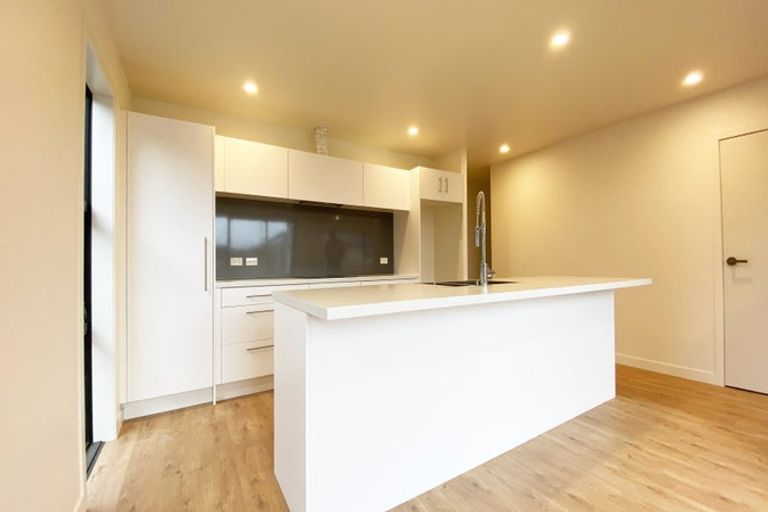 Photo of property in 4 Millfield Lane, Papakura, 2110