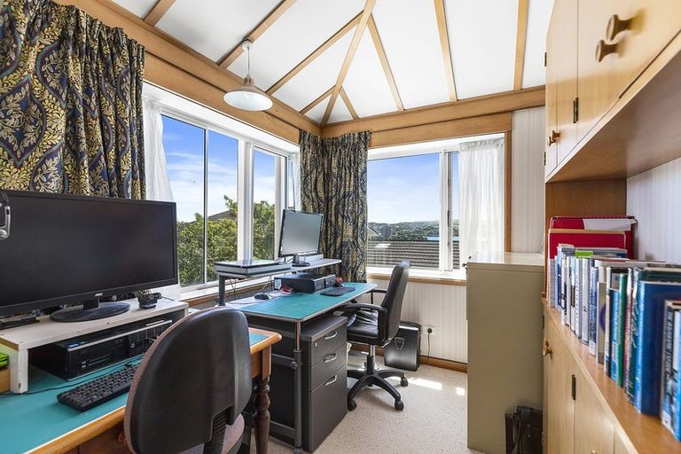 Photo of property in 15 Spinnaker Drive, Whitby, Porirua, 5024