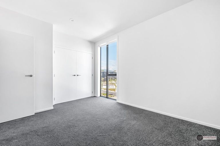 Photo of property in 53 Pipi Place, Levin, 5510